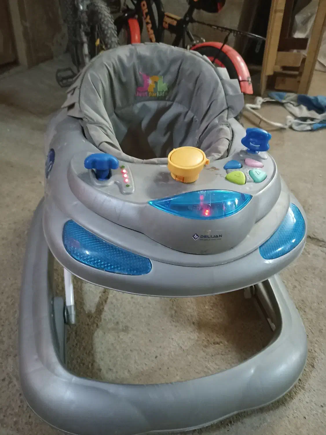 روروئک مارک دلیجان|کالسکه و لوازم جانبی|اسلامشهر, زرافشان|دیوار