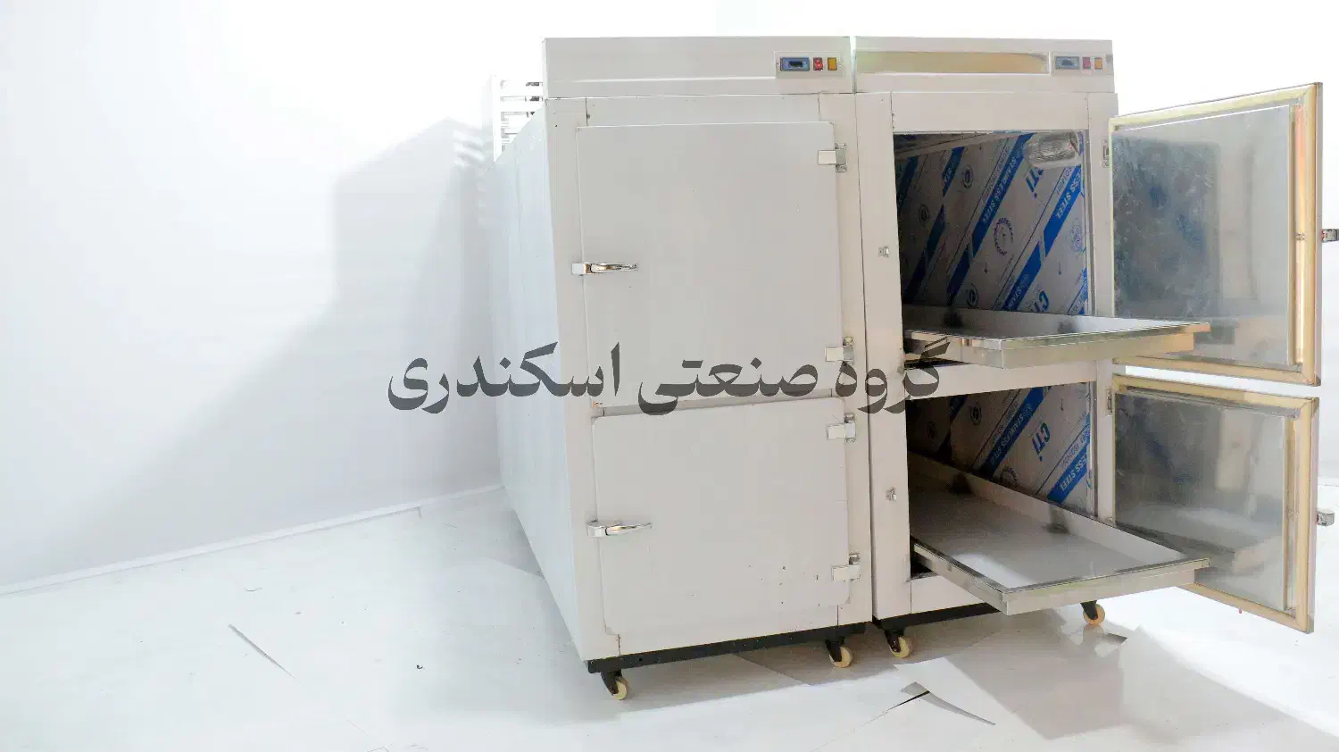 سردخانه جسد  4کابین سرد خانه بیمارستانی و روستاها|ماشین‌آلات صنعتی|سمنان, |دیوار