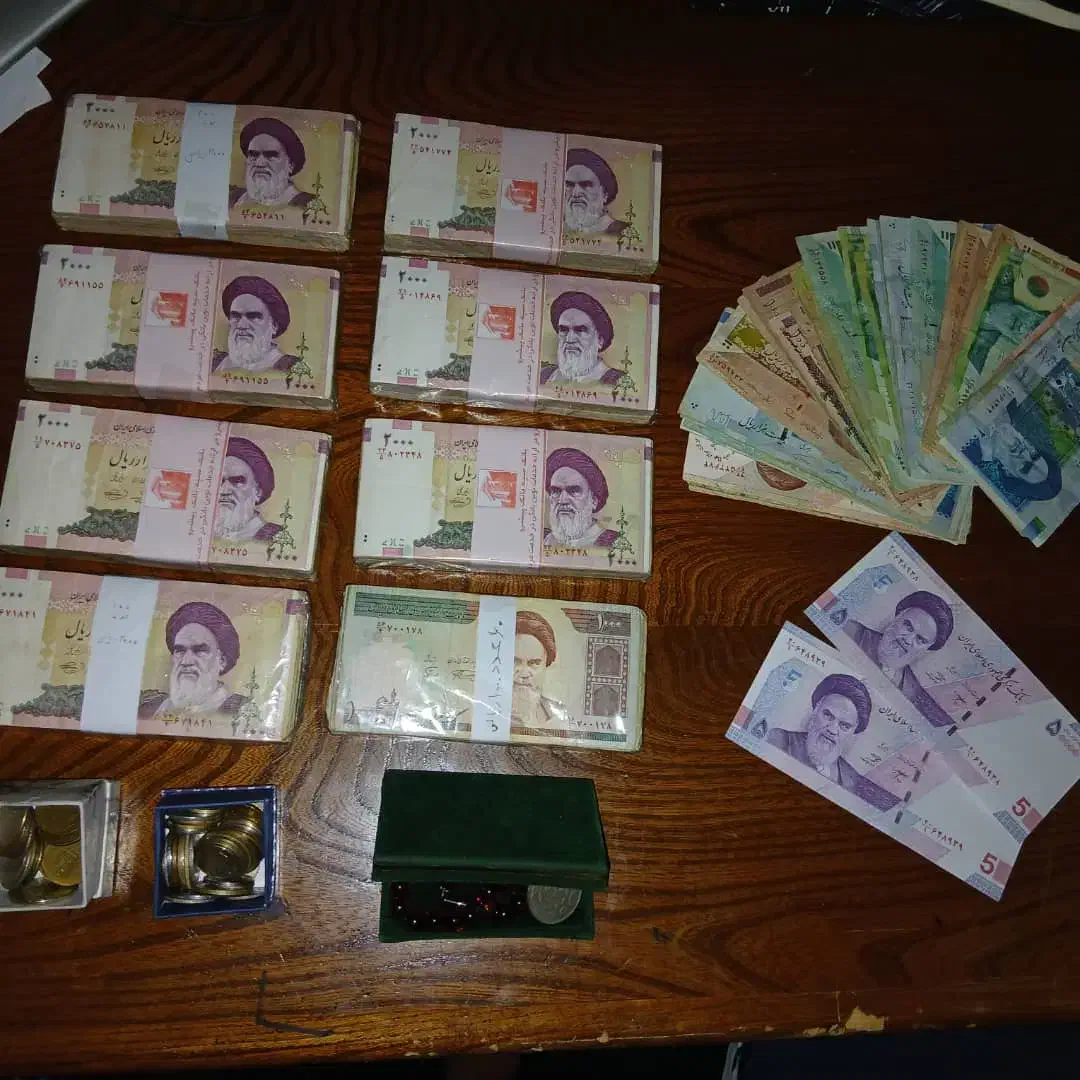 مجموعه کلیوسیون اسکناس.سکه خاص|کلکسیون سکه، تمبر، اسکناس|مشهد, احمدآباد|دیوار