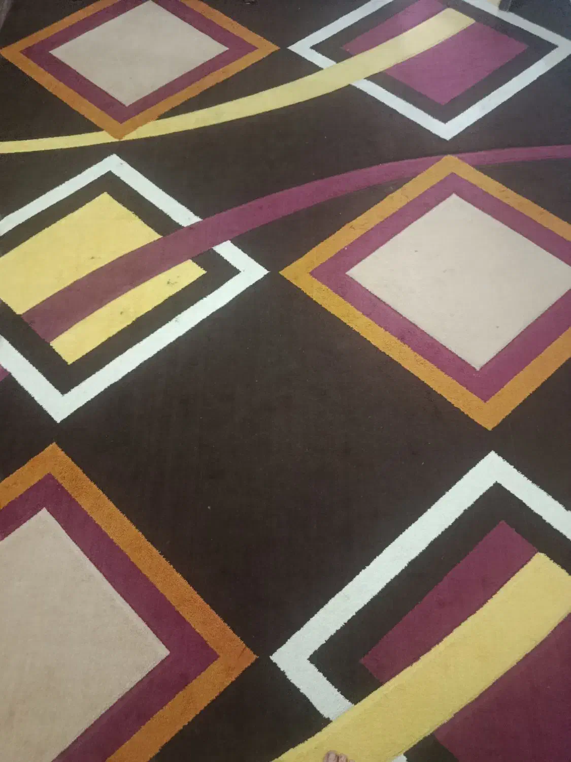 یک عدد فرش ۹ متری|فرش|اهواز, منبع اب|دیوار