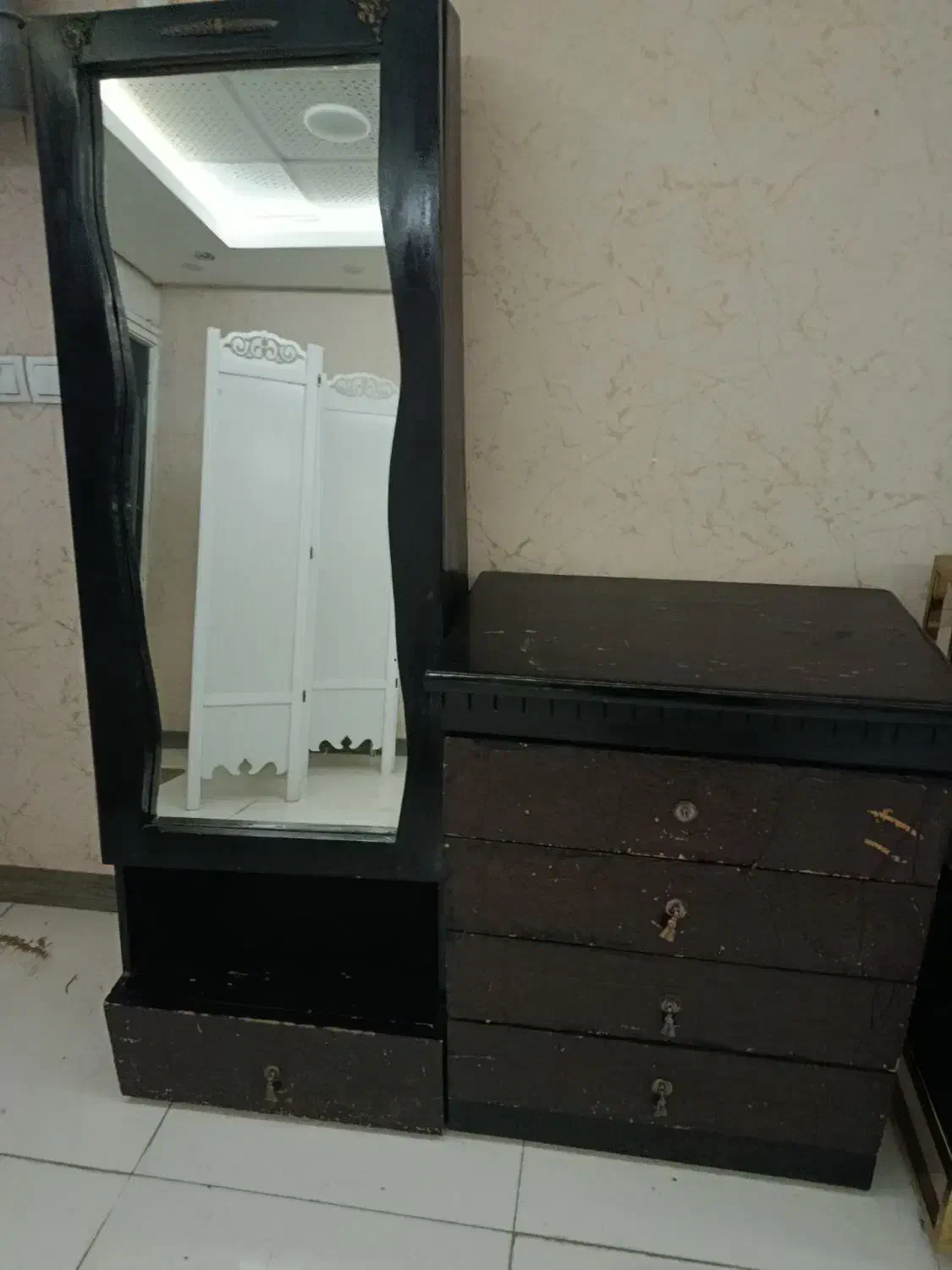 میز دلاور و آینه کمد|جاکفشی، کمد، دراور|قیدار, |دیوار