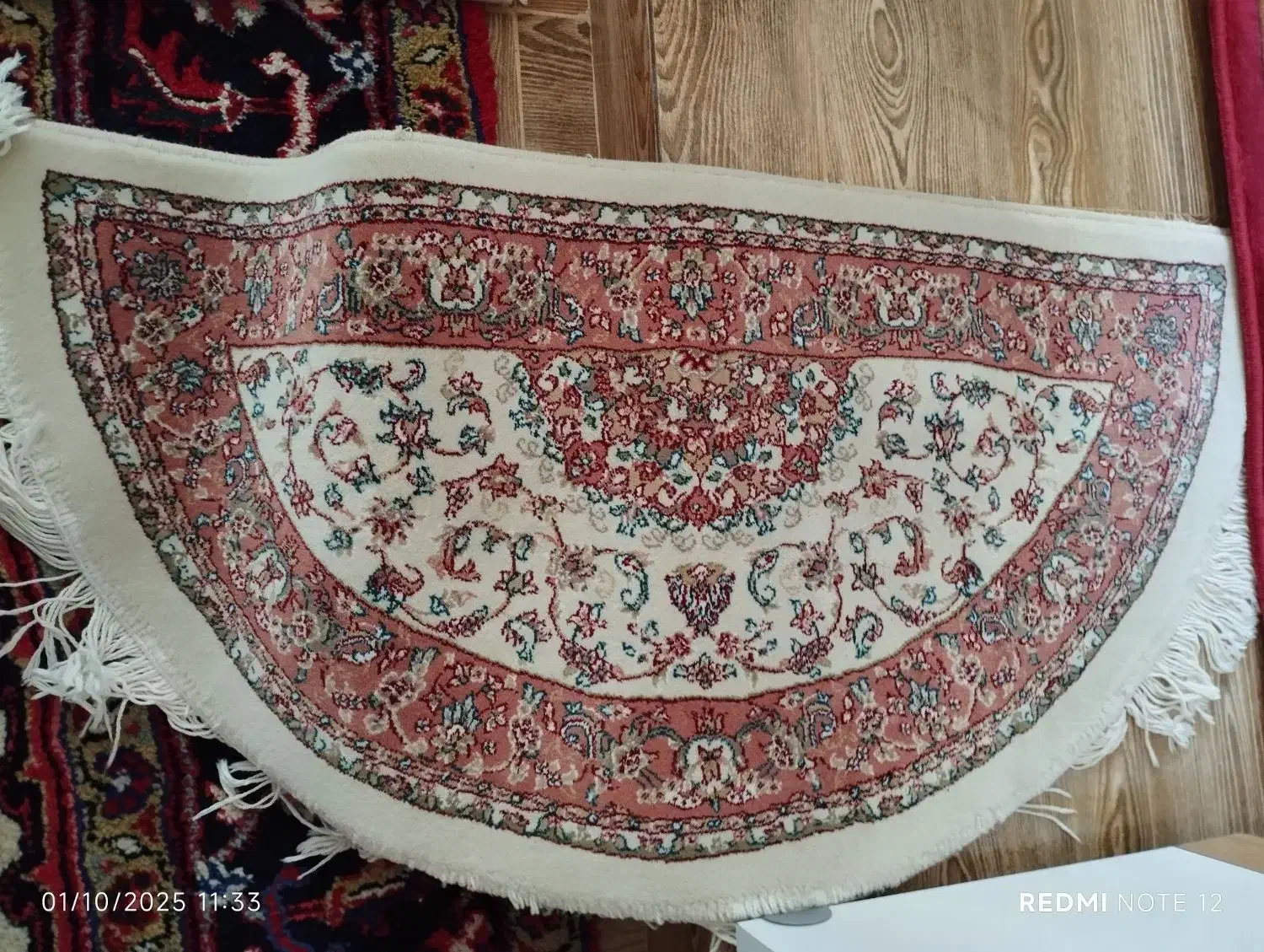 پادری فرش نیم دایره|فرش|مراغه, |دیوار