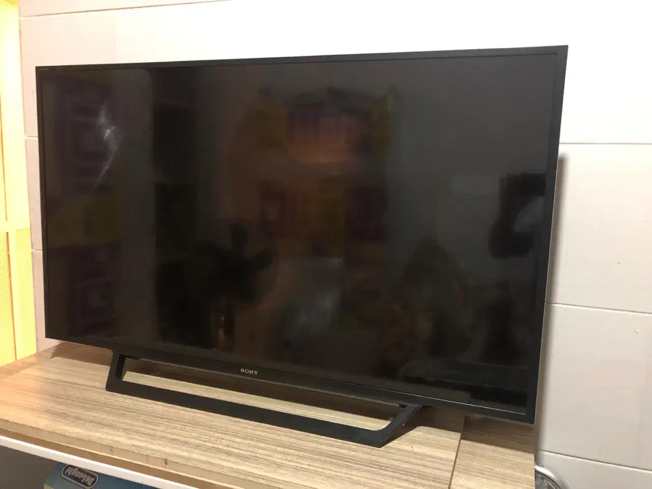 تلویزیون ۴۸ اینج سونی اصل|تلویزیون و پروژکتور|تهران, پاسداران|دیوار