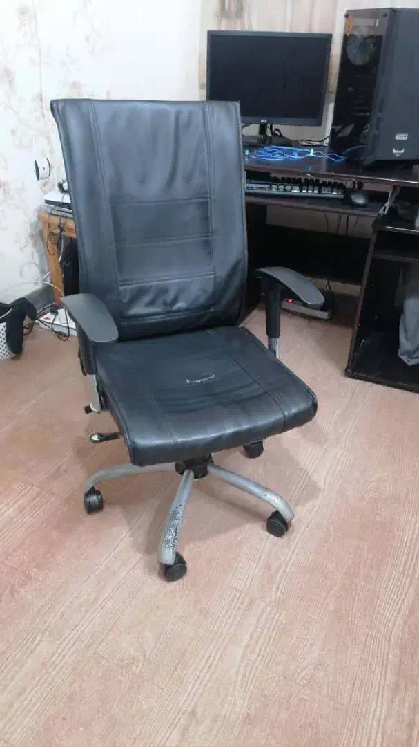 صندلی اداری و کامپیوتر|صندلی و نیمکت|لاهیجان, حاجی آباد|دیوار