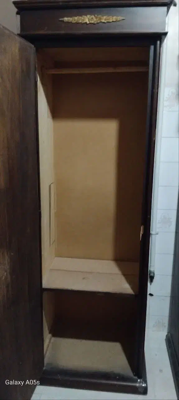 کمد لباس|جاکفشی، کمد، دراور|فردوس (خراسان), |دیوار