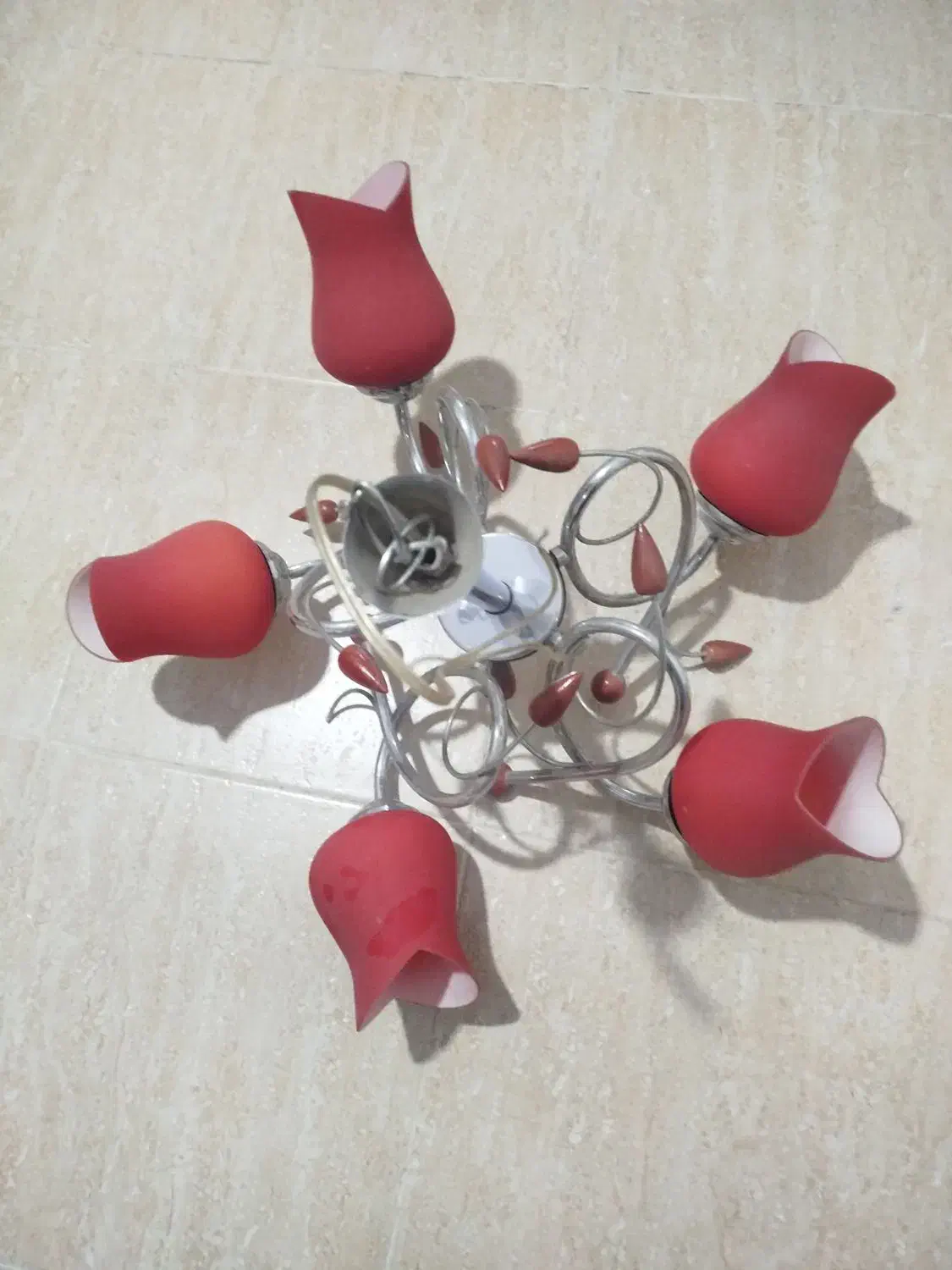 لوستر پنج شعله قرمز|لوستر و چراغ آویز|تهران, سردارجنگل|دیوار