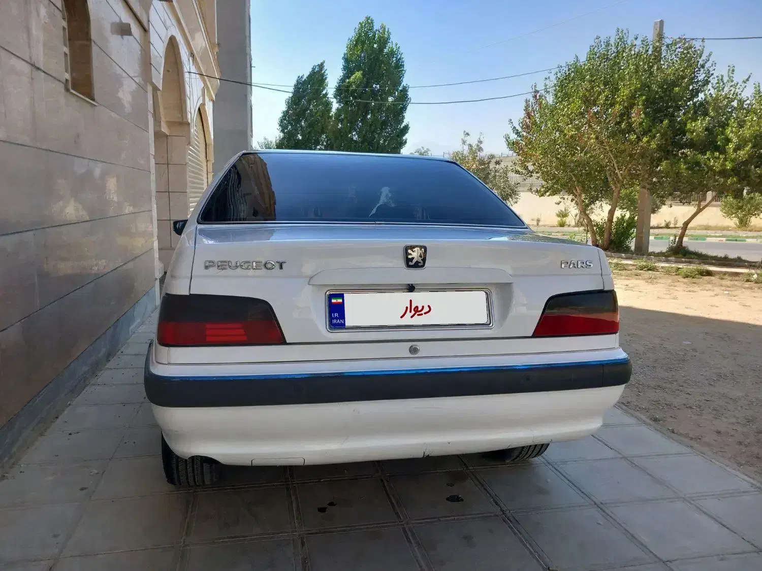 پژو پارس|خودرو سواری و وانت|بروجرد, |دیوار