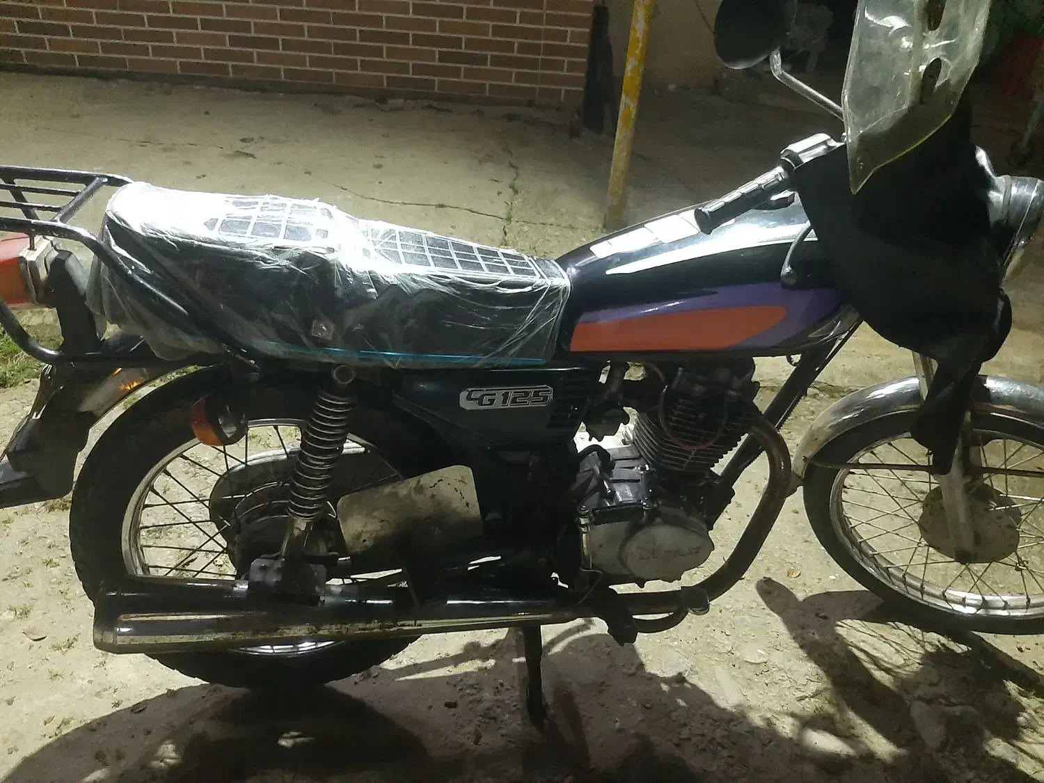 هندا ۱۲۵ مدل ۸۸ پلاک قدیم|موتورسیکلت|رشت, استقامت ۱|دیوار