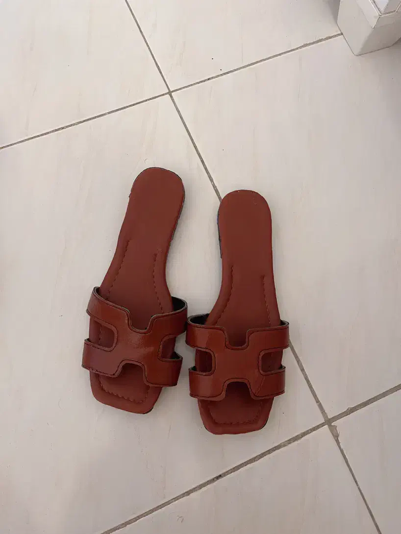 فروش صندل|کیف، کفش، کمربند|گلپایگان, |دیوار