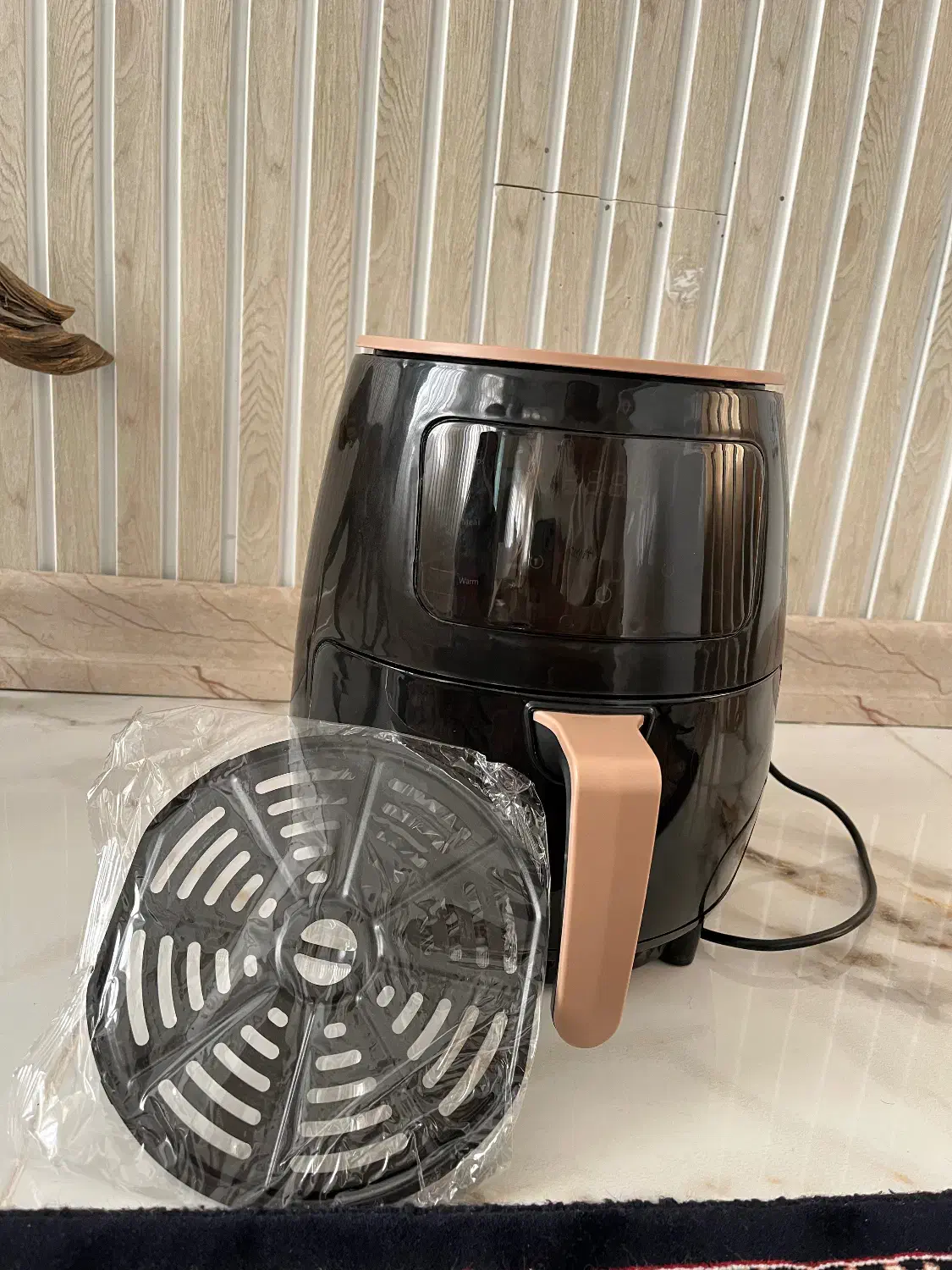 سرخ کن نو و اکبند|اجاق گاز و لوازم برقی پخت‌وپز|اندیشه, اندیشه فاز ۴|دیوار