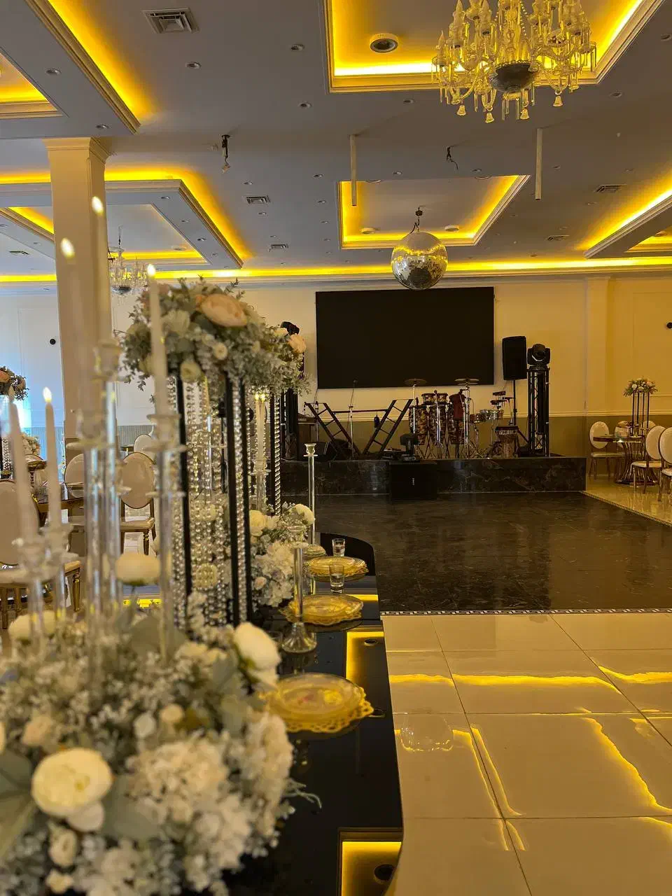 باغ تالار  عروسی وتشریفات|خدمات پذیرایی، مراسم|فردیس, منظریه|دیوار