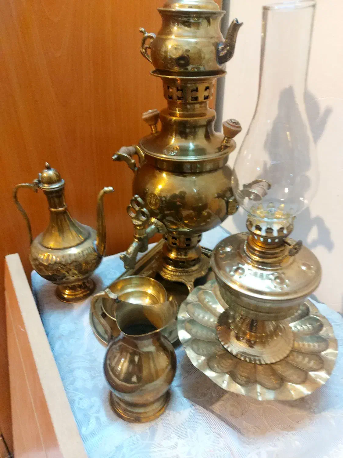 سماور برنجی وسیله قدیمی|کلکسیون اشیاء عتیقه|گلپایگان, |دیوار