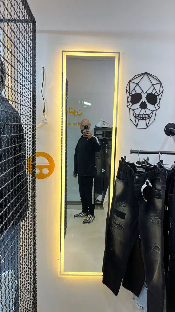 اینه قدی ال ای دی دار لمسی|آرایشگاه و سالنهای زیبایی|بروجرد, |دیوار