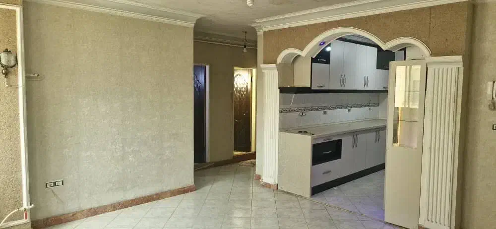 آپارتمان ۸ دی طبقه سوم ۸۵ متری طبقه سوم تخلیه|اجارهٔ آپارتمان|رشت, نیکمرام|دیوار