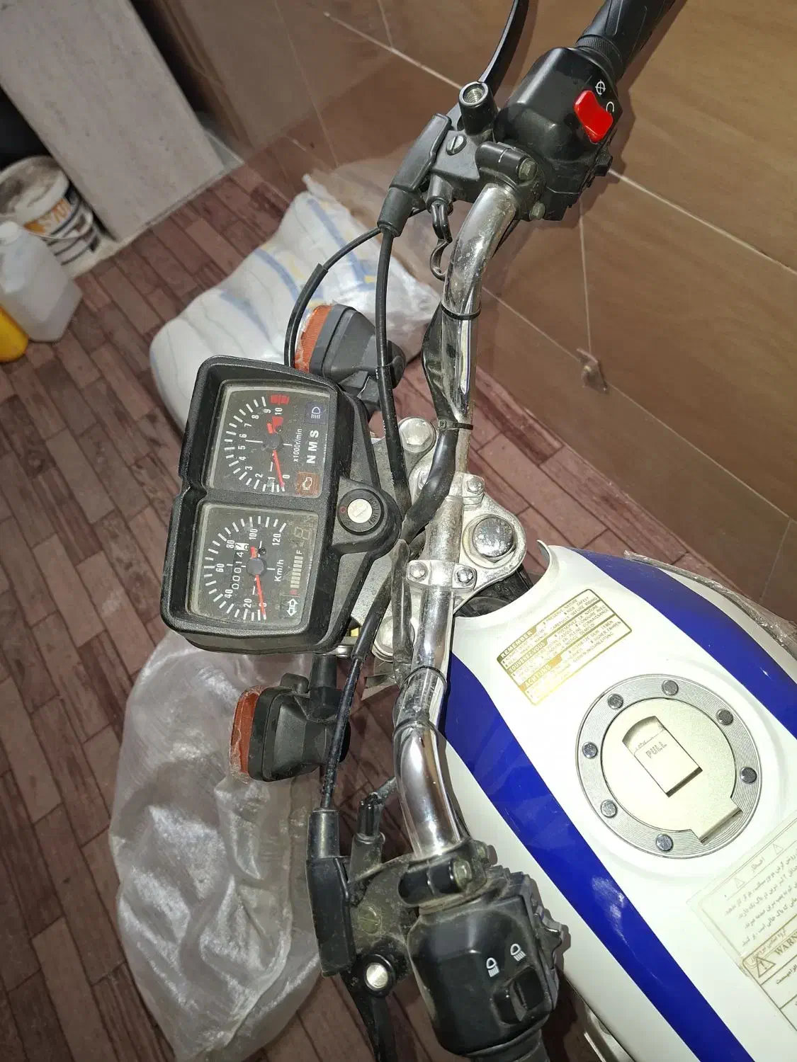 موتور هندا احسان استارتی ۱۲۵ صفر|موتورسیکلت|یزد, |دیوار