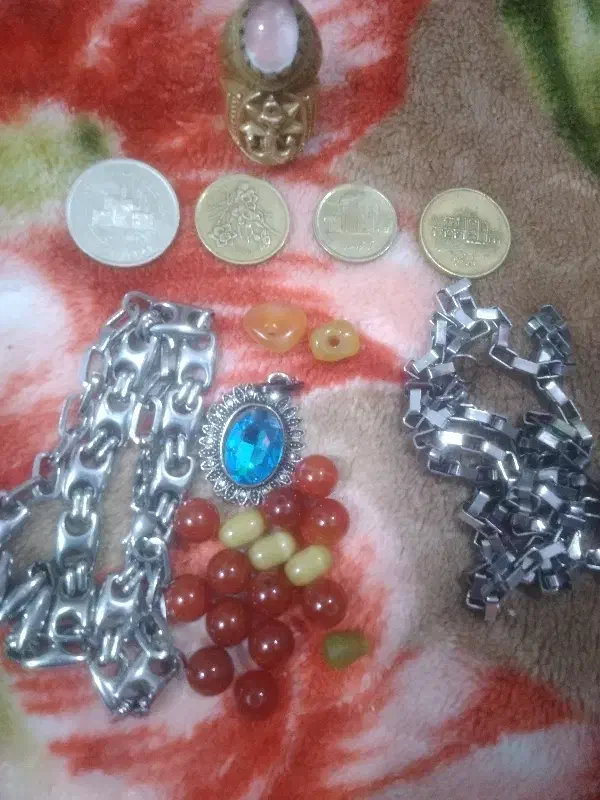 انگشتر گردنبند و سکه و سنگ|کلکسیون سکه، تمبر، اسکناس|قزوین, |دیوار