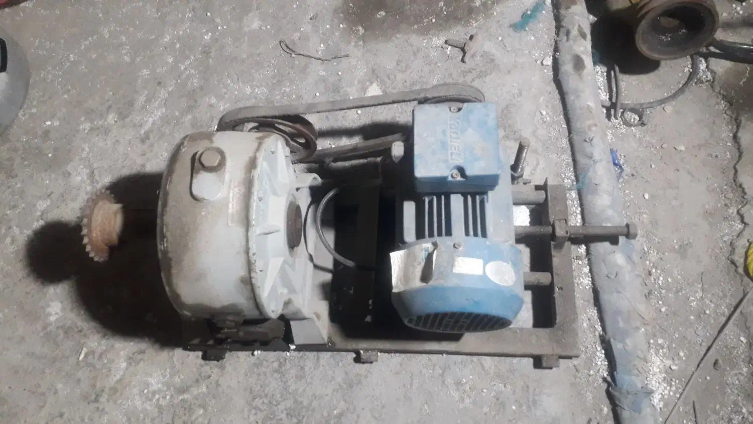 دینام گیربکس ۳فاز|ماشین‌آلات صنعتی|سنندج, |دیوار