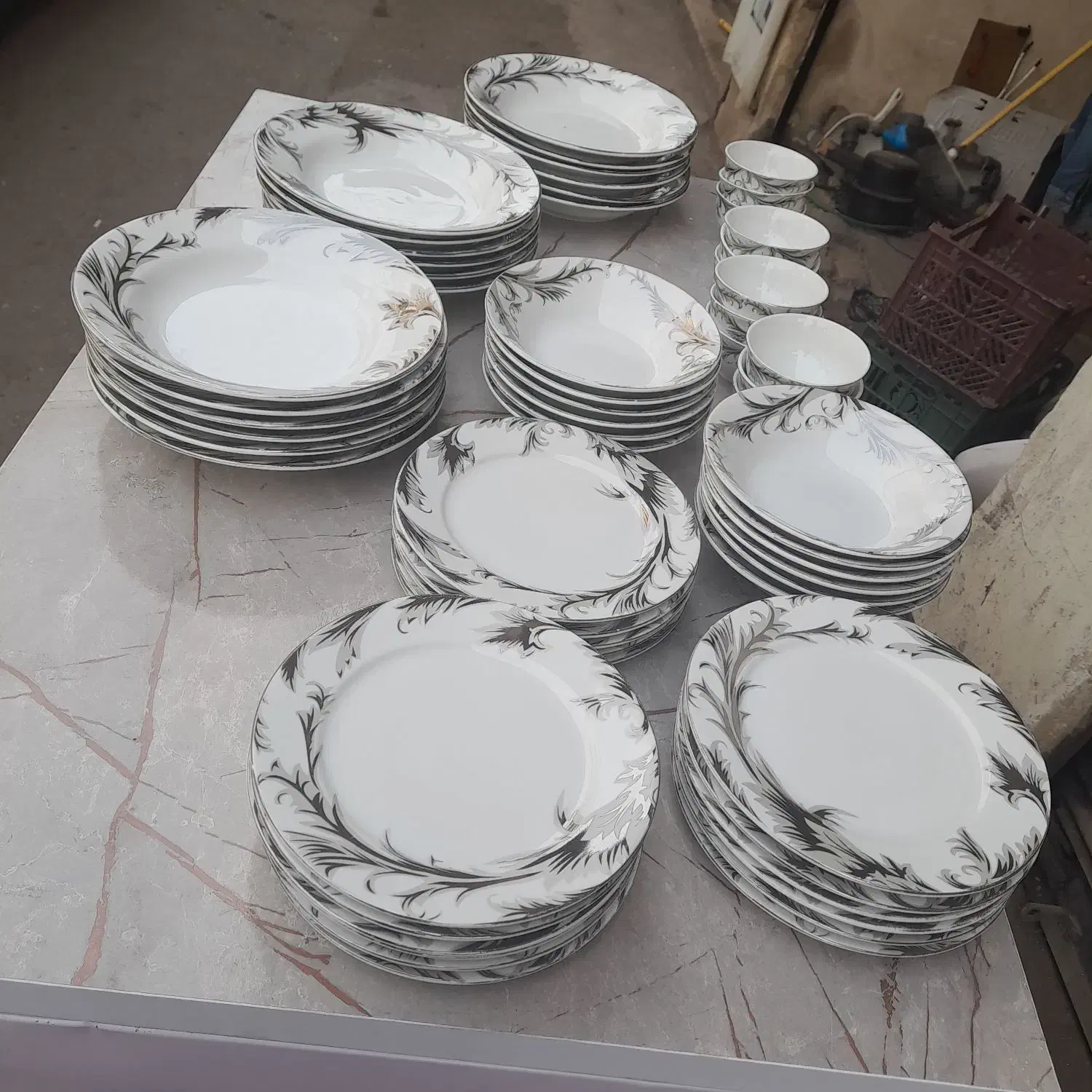 سرویس چینی جنس خوب|ظروف سرو و پذیرایی|رودسر, |دیوار