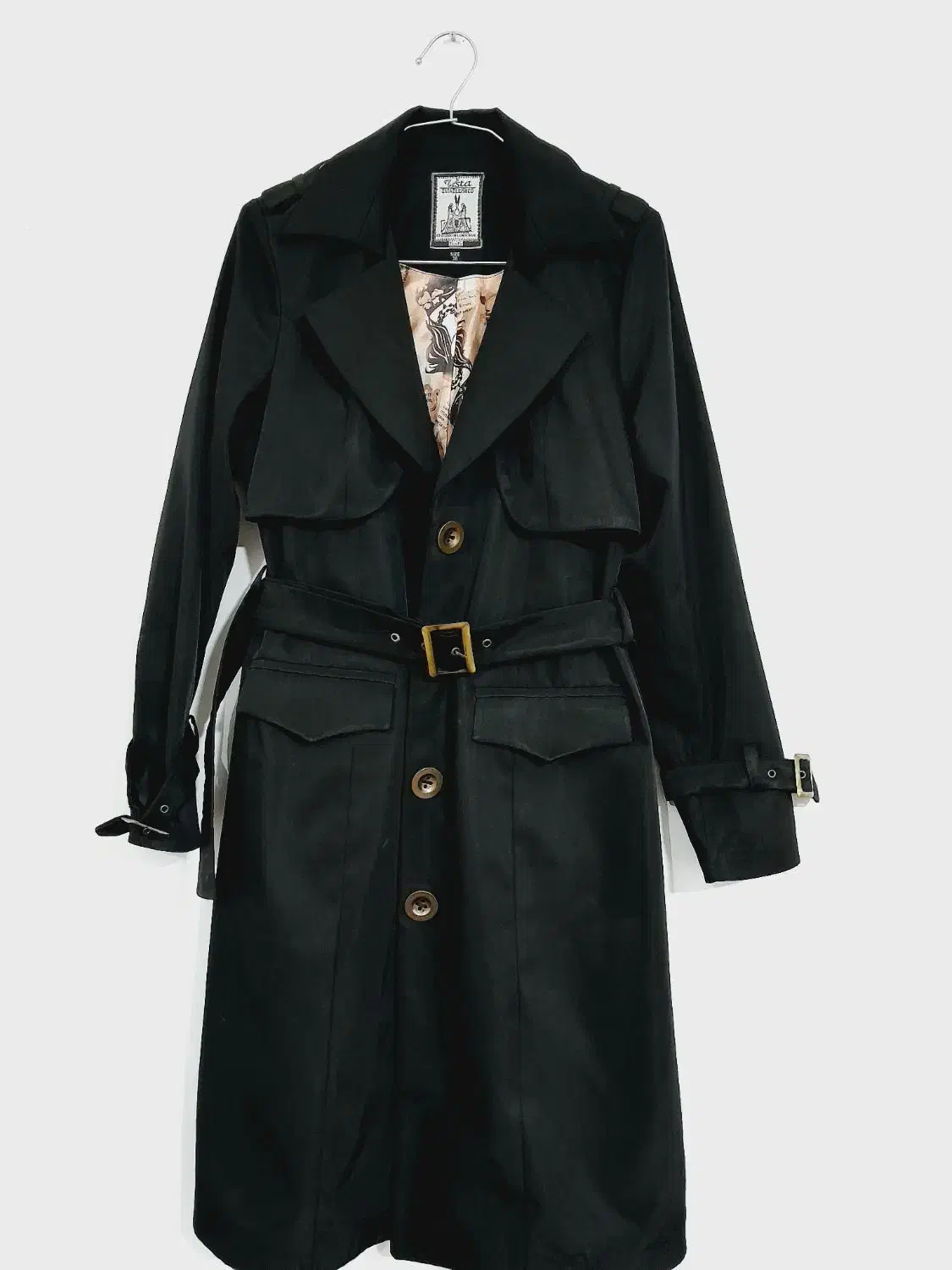 فروش مانتو و بارانی نو|لباس|سراب, |دیوار