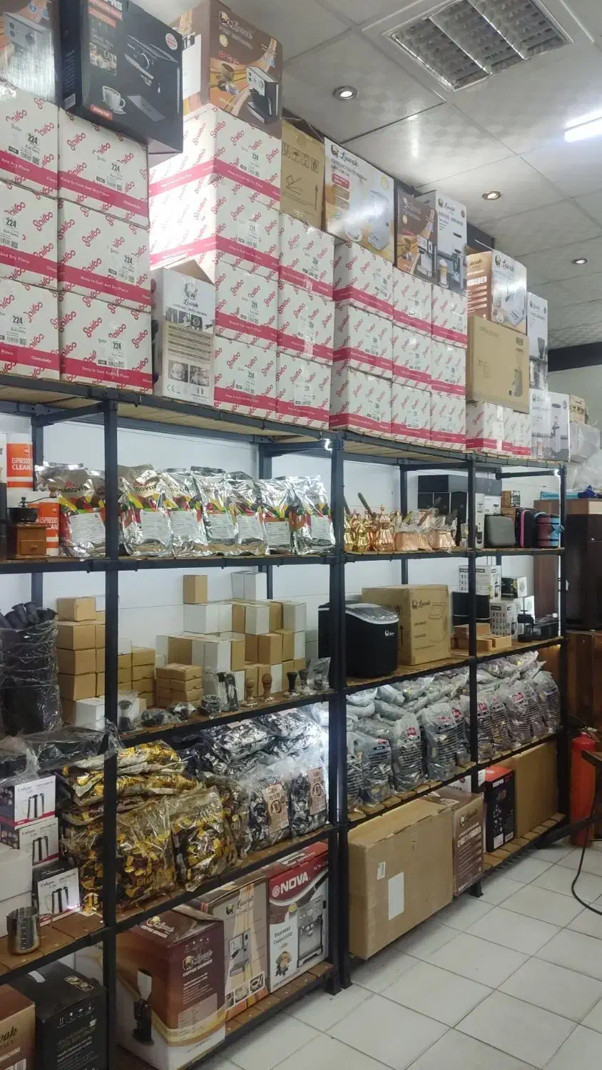 باریستا مسلط به بارگرم و سرد خانم یا اقا|استخدام خدمات فروشگاه و رستوران|فردیس, شهرک هفده شهریور|دیوار