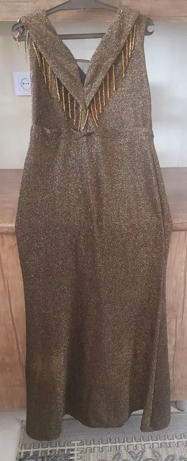 چن تا لباس مجلسی درحدنو|لباس|تربتحیدریه, پائین ولایت|دیوار