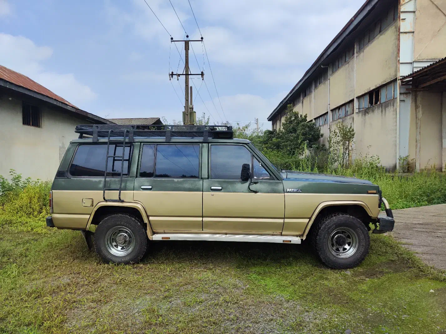 پاترول ۴در ۴ سیلندر مدل ۷۹ بی رنگ|خودرو سواری و وانت|تهران, دکتر هوشیار|دیوار