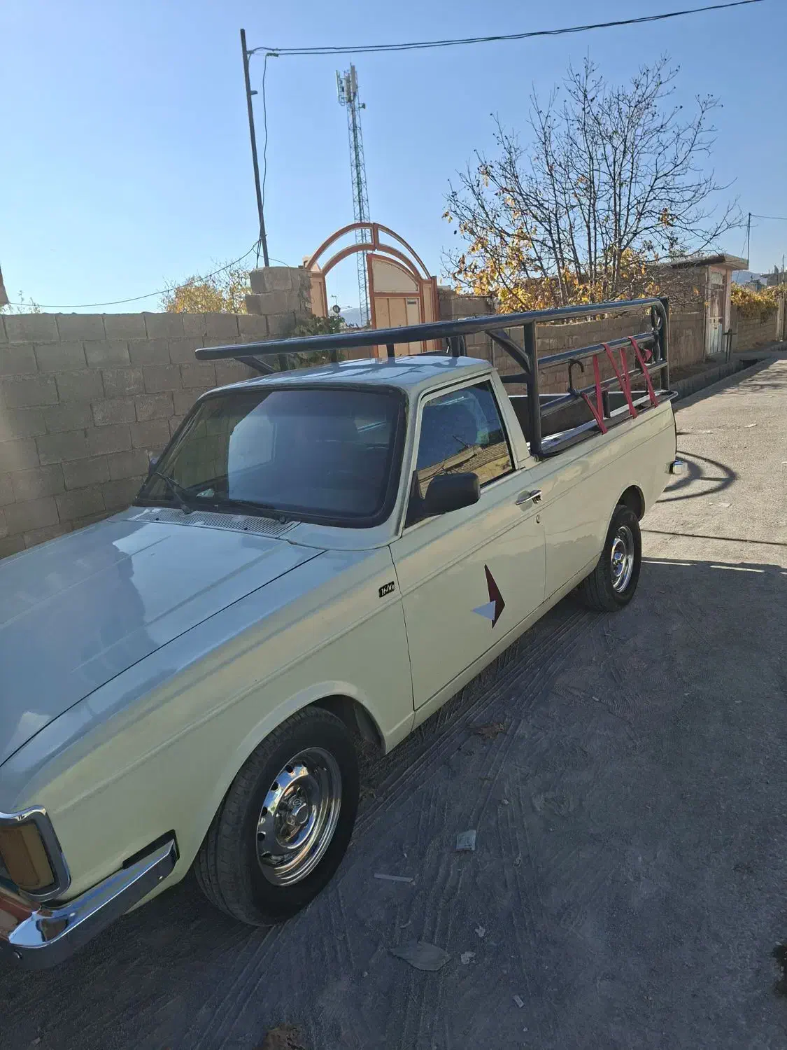 وانت تک سوز مدل۸۴ عتیقه|خودرو سواری و وانت|شهرکرد, |دیوار