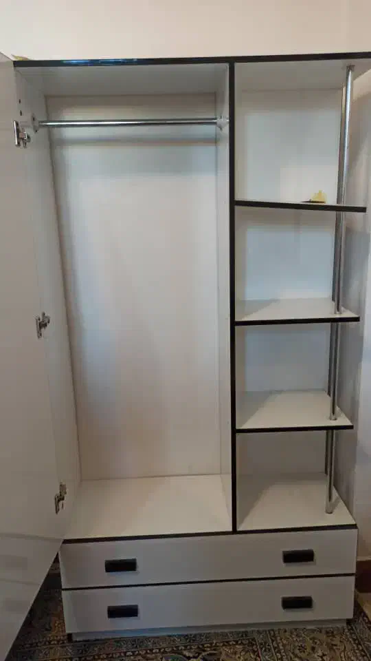 فروش یک عدد دراور ۴کشو و یک کمد نوجوان ۲کشو|جاکفشی، کمد، دراور|فرخشهر, |دیوار