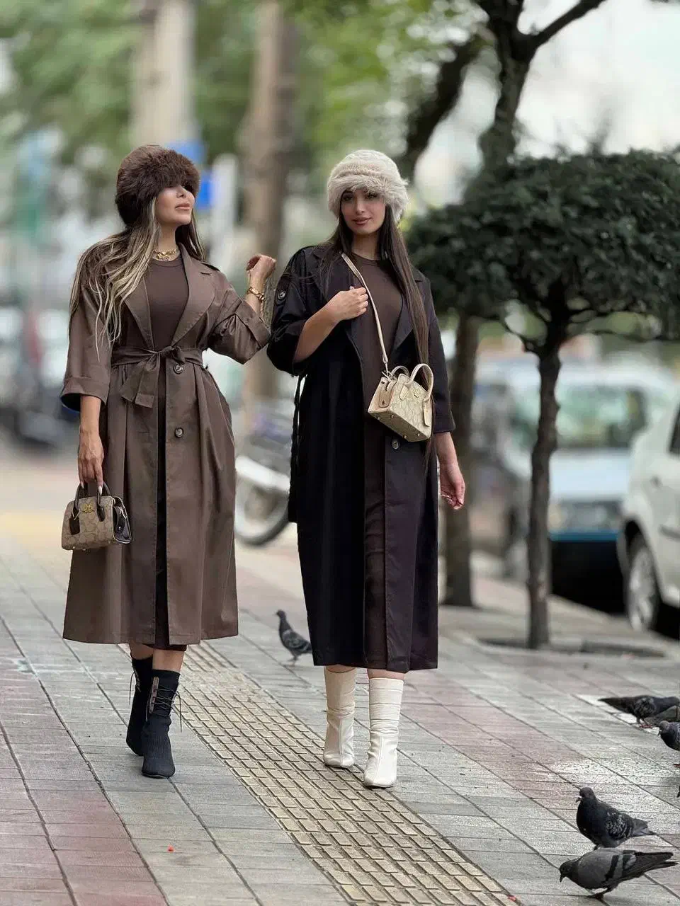 فروش عمده لباس مانتو و بارونی و شومیز|لباس|تنکابن, |دیوار