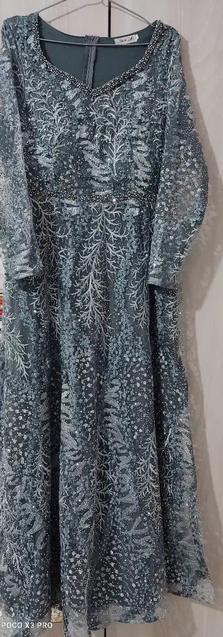 لباس مجلسی|لباس|خاوران, |دیوار