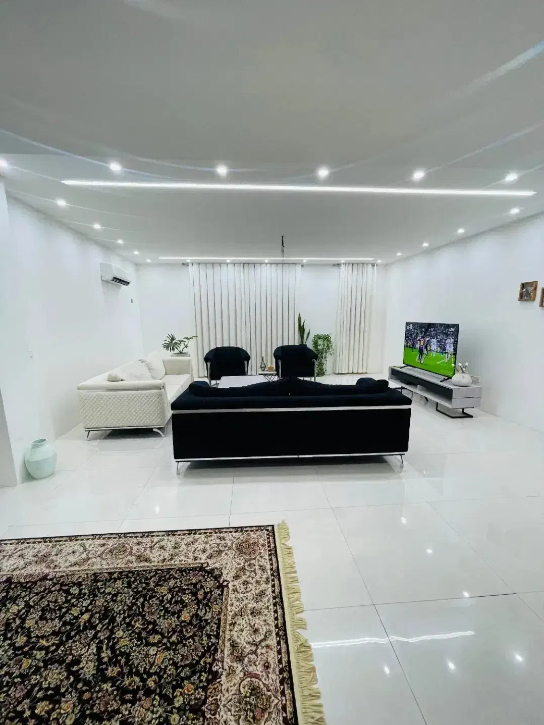 ویلایی ۳خوابه / لوکس/ دو قدمی خط محرم|اجارهٔ خانه و ویلا|بندر کنگان, |دیوار