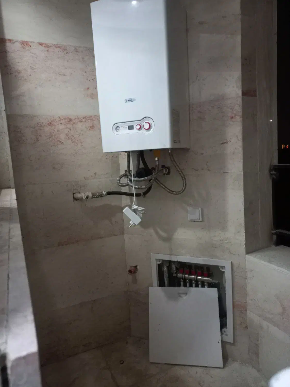 رهن کامل آپارتمان ۱۱۰ متری فول میدان بهاران