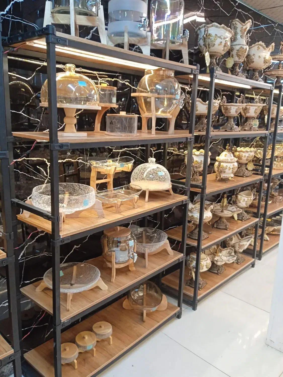 قفسه و رگال|کتابخانه، شلف، قفسههای دیواری|یزد, |دیوار