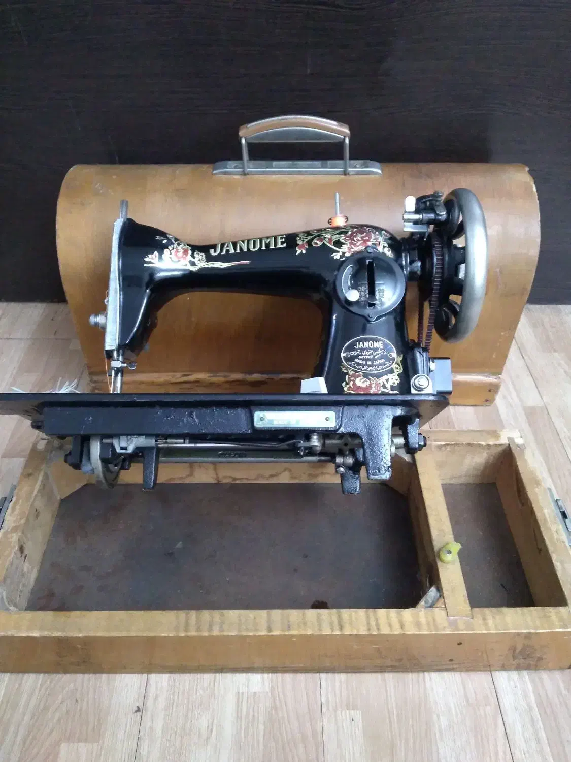 ماشین دوخت ژاپنی|چرخ خیاطی و ریسندگی|تهران, شهرک غزالی|دیوار