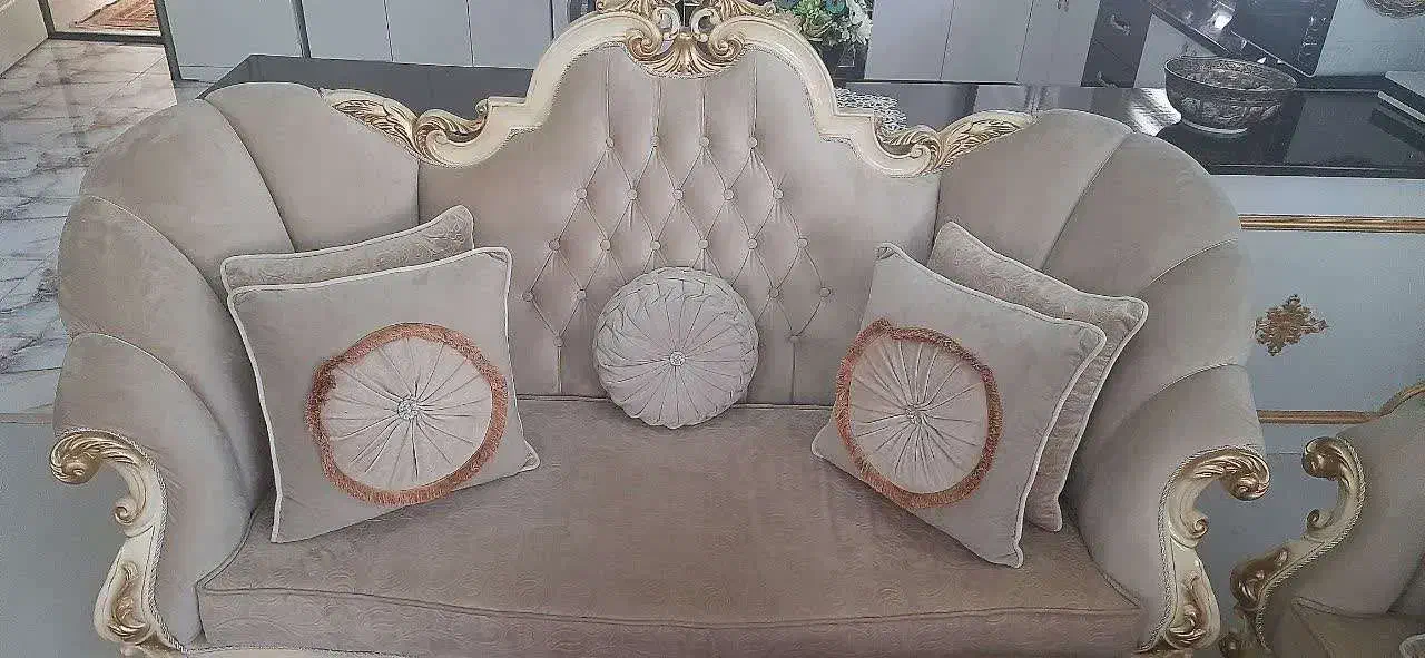 مبل ۸ نفره کلاسیک|مبلمان خانگی و میز عسلی|خلخال, |دیوار