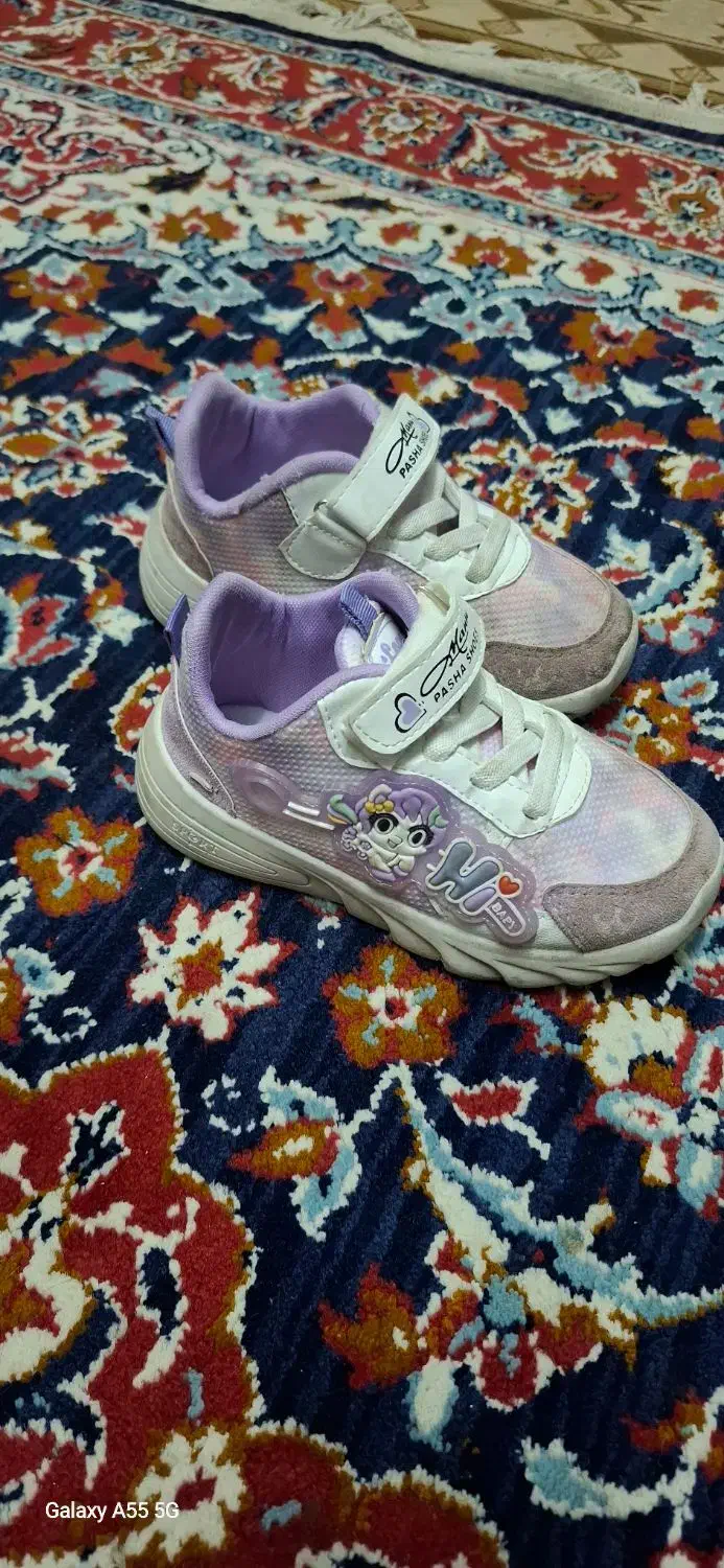 کفش دخترانه در حد پوتین صندل پالتو زنانه و دخترانه|کفش و لباس بچه|بندر انزلی, ساحل قو|دیوار