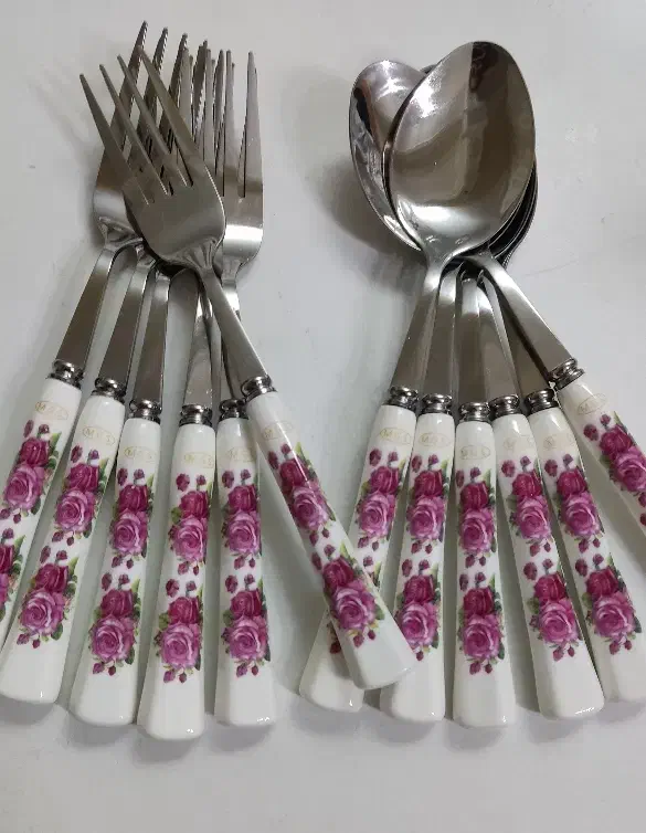 قاشق چنگال خارجی کاملا آکبند|ظروف سرو و پذیرایی|تبریز, |دیوار