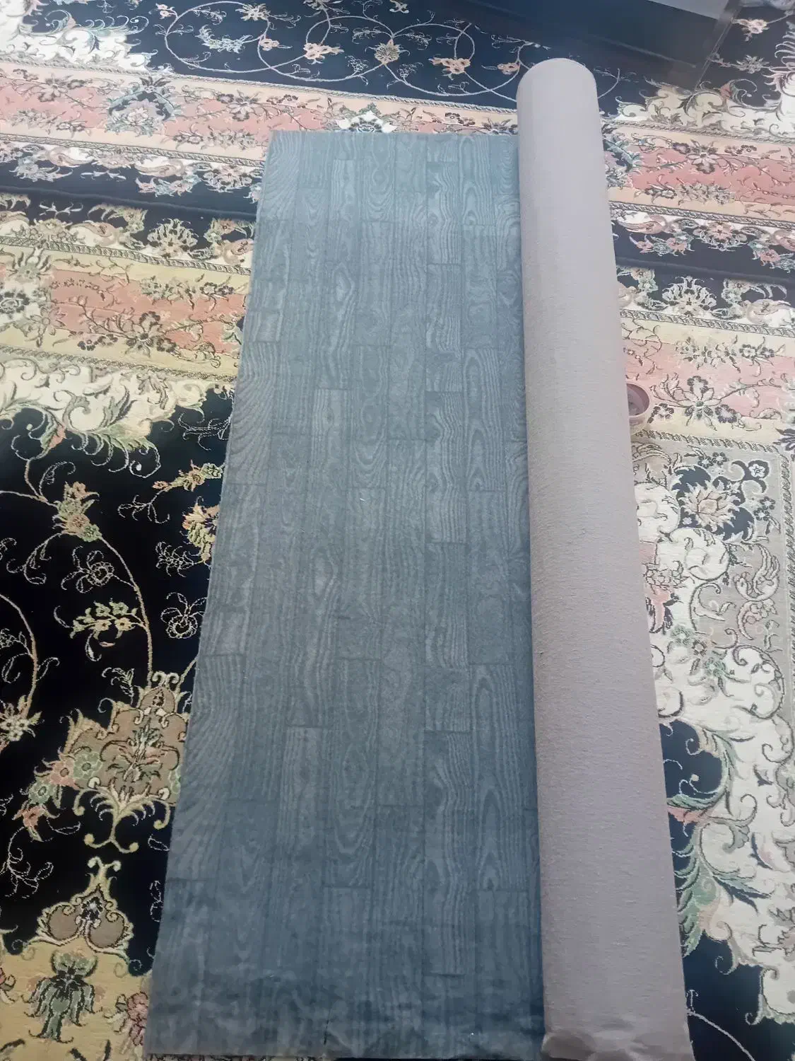 موکت ۶متری ۲در۳هست. نو نو نو|موکت|کرج, حسن آباد|دیوار