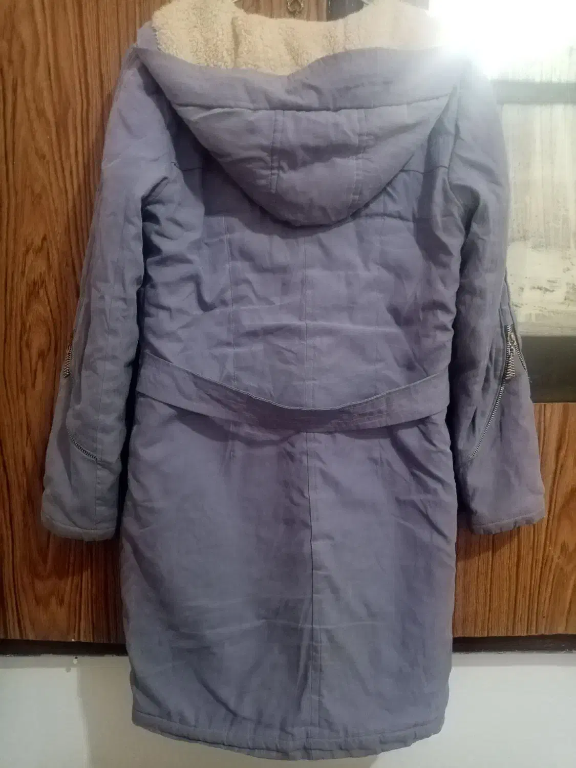 کاپشن|لباس|سنندج, |دیوار