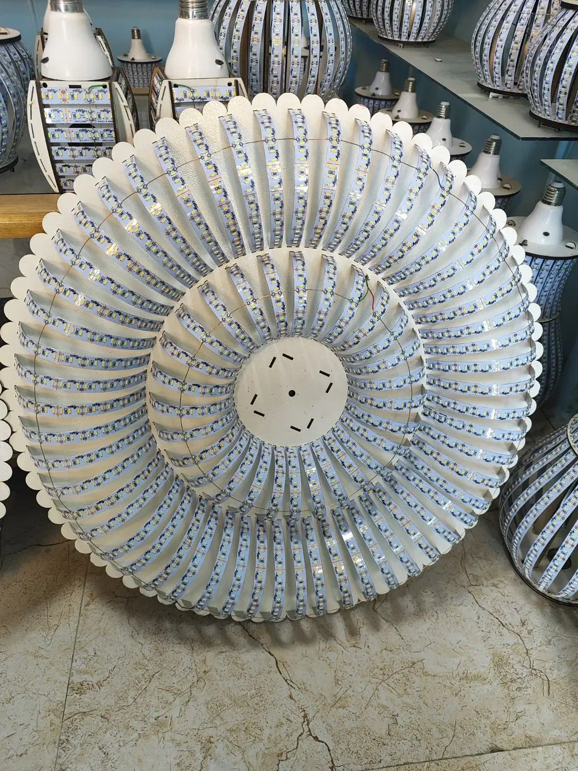 تولیدی لامپ لیانور|سایر لوازم برقی|ری, شهید بهشتی|دیوار