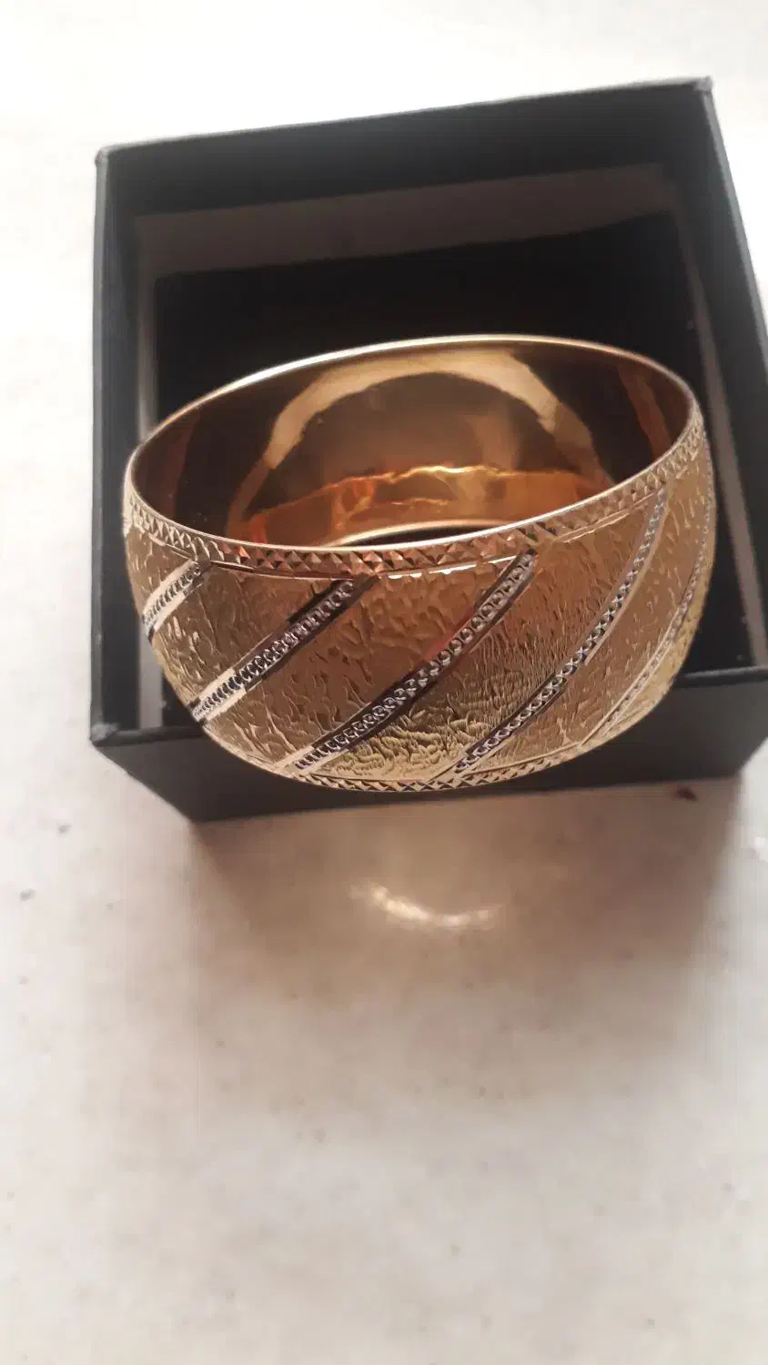 تک پوش|جواهرات|هشتگرد, هشتگرد قدیم|دیوار