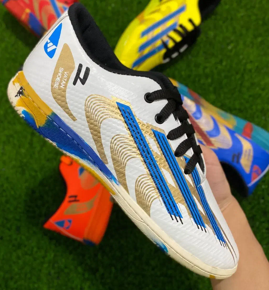 کتونی فوتسالی،فوتبالی|ورزش‌های توپی|زنجان, |دیوار