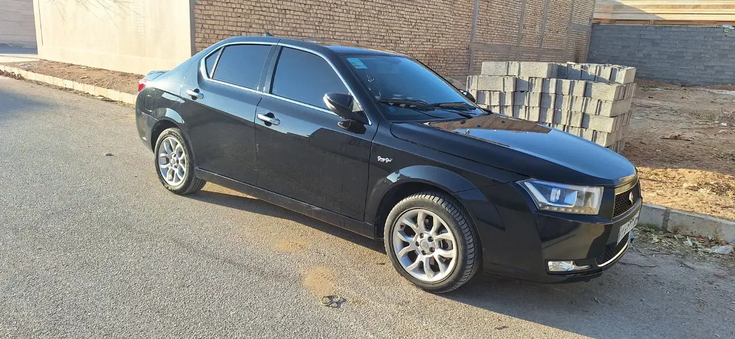 دنا پلاس اتومات مدل۴۰۰|خودرو سواری و وانت|خرم بید, |دیوار