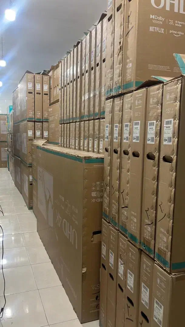 تلوزیون۵۵ هایسنس|تلویزیون و پروژکتور|آبادان, |دیوار