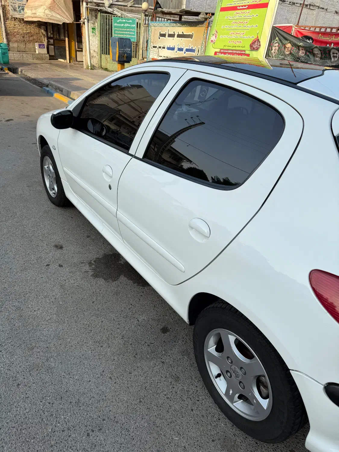 206 سقف شیشه ای مدل 1402 کم کار|خودرو سواری و وانت|قائمشهر, |دیوار