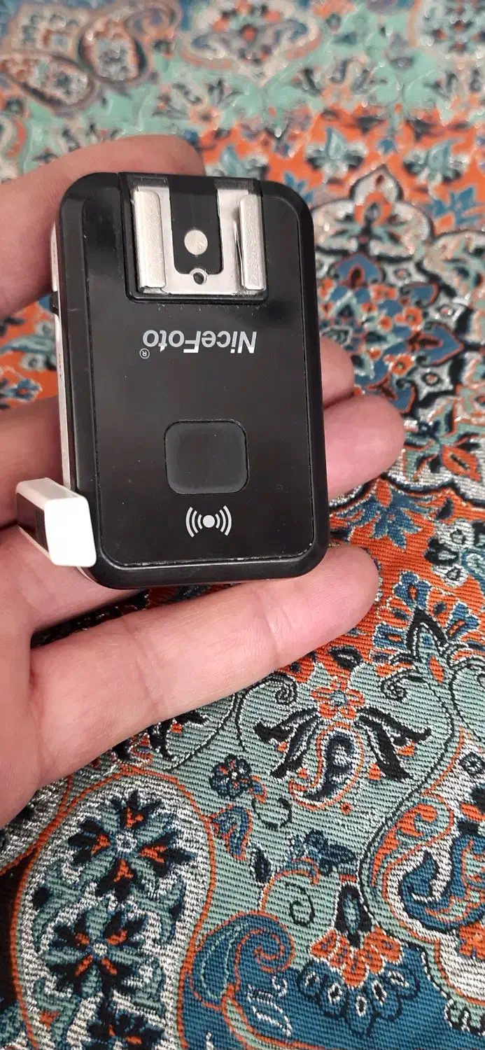 رادیو فلاش دوربین|دوربین عکاسی و فیلم‌برداری|مشکین‌دشت, |دیوار