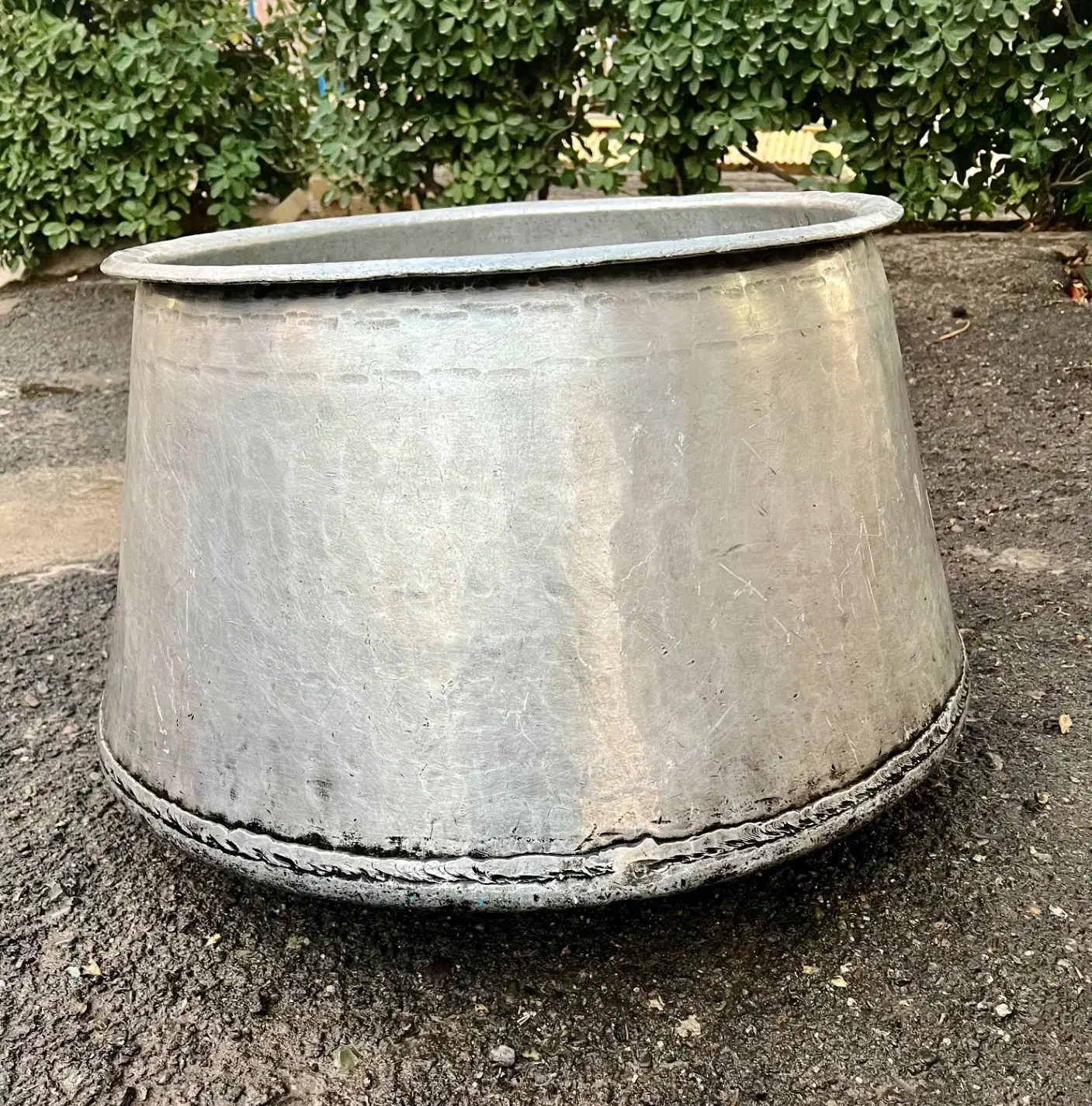 دیگ روحی بزرگ|ظروف پختوپز|کوهسار (البرز), |دیوار