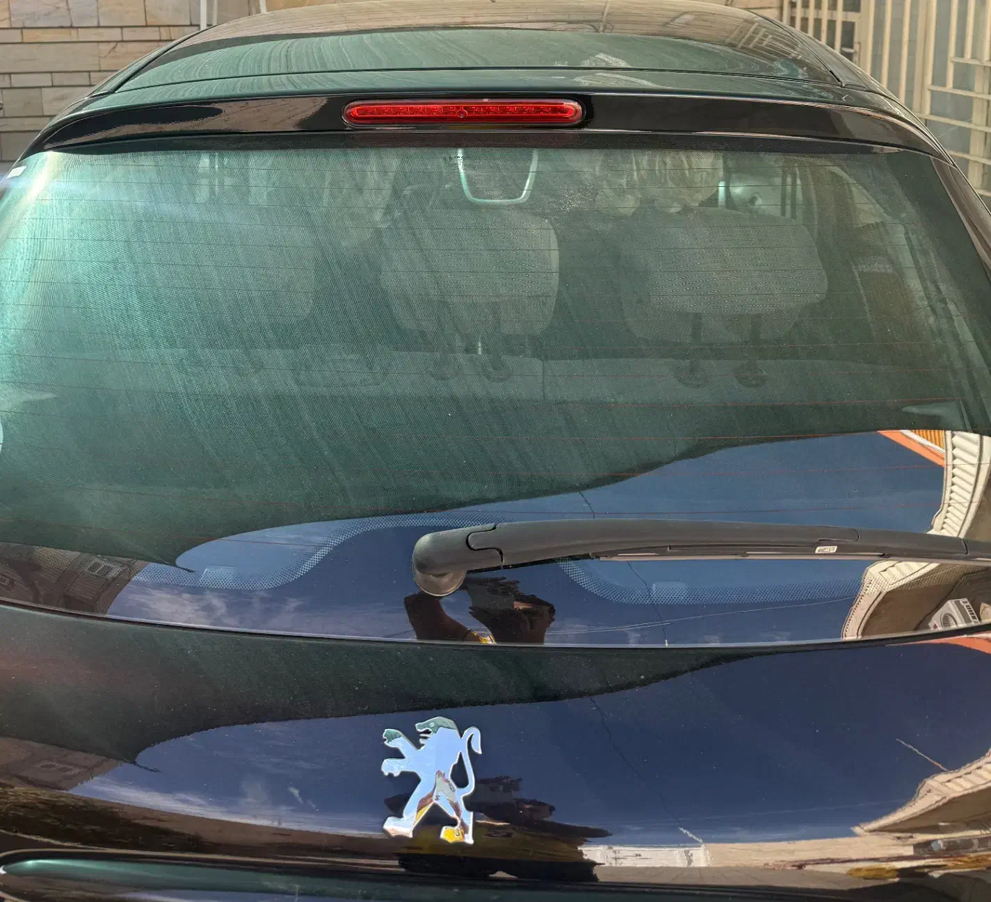 پژو ۲۰۷ مشکی مدل ۱۴۰۲ فرمان برقی سقف فلز|خودرو سواری و وانت|سیرجان, |دیوار