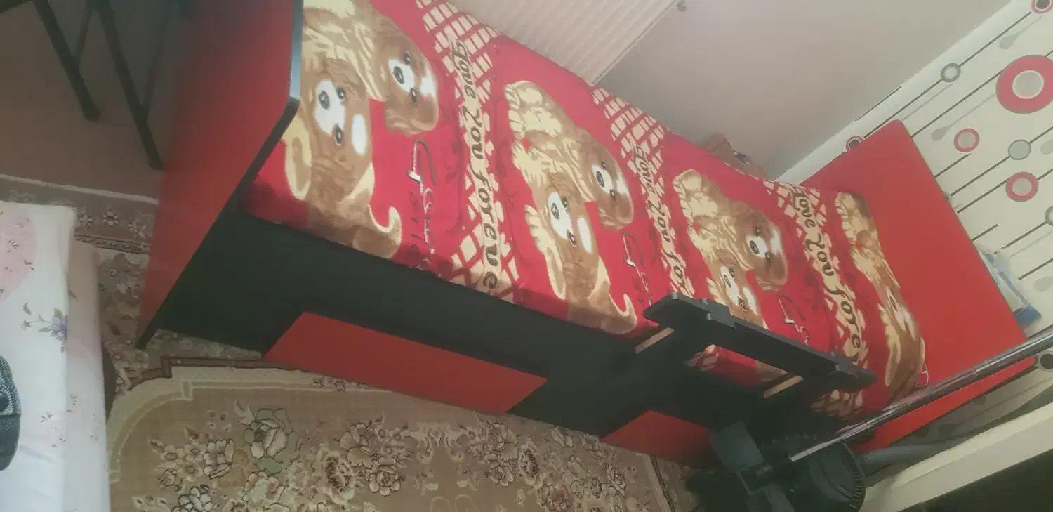 کمد ویترین وتخت نوجوان|تخت و سرویس خواب|ساوه, |دیوار