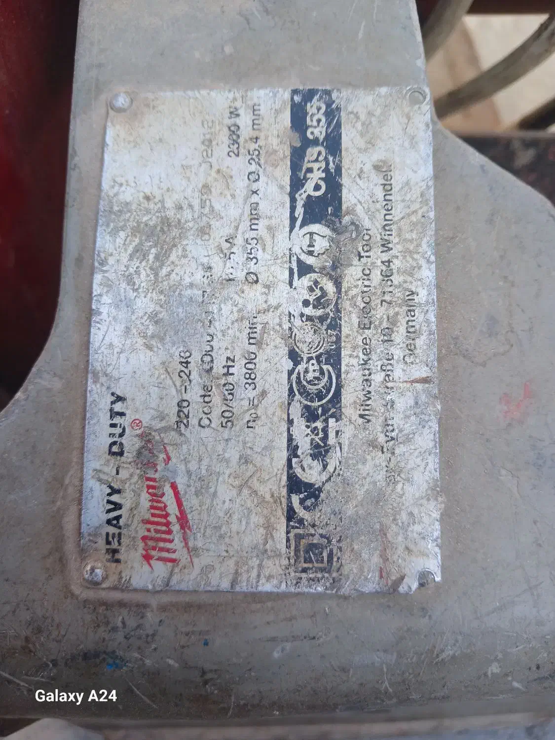 پروفیل بر|ابزارآلات|لالی, |دیوار